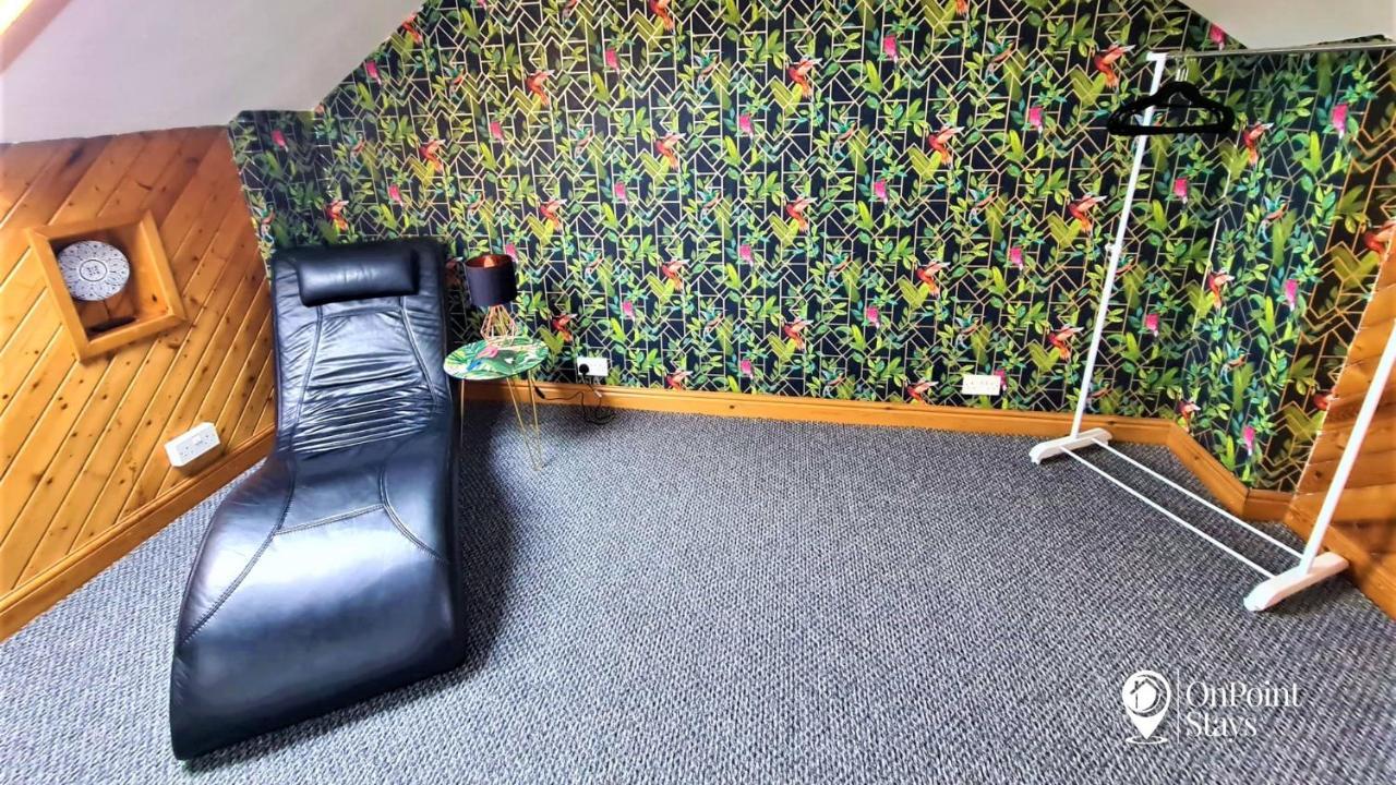 Lovely Spacious 5 Bedroom Home Near Chester City Centre المظهر الخارجي الصورة