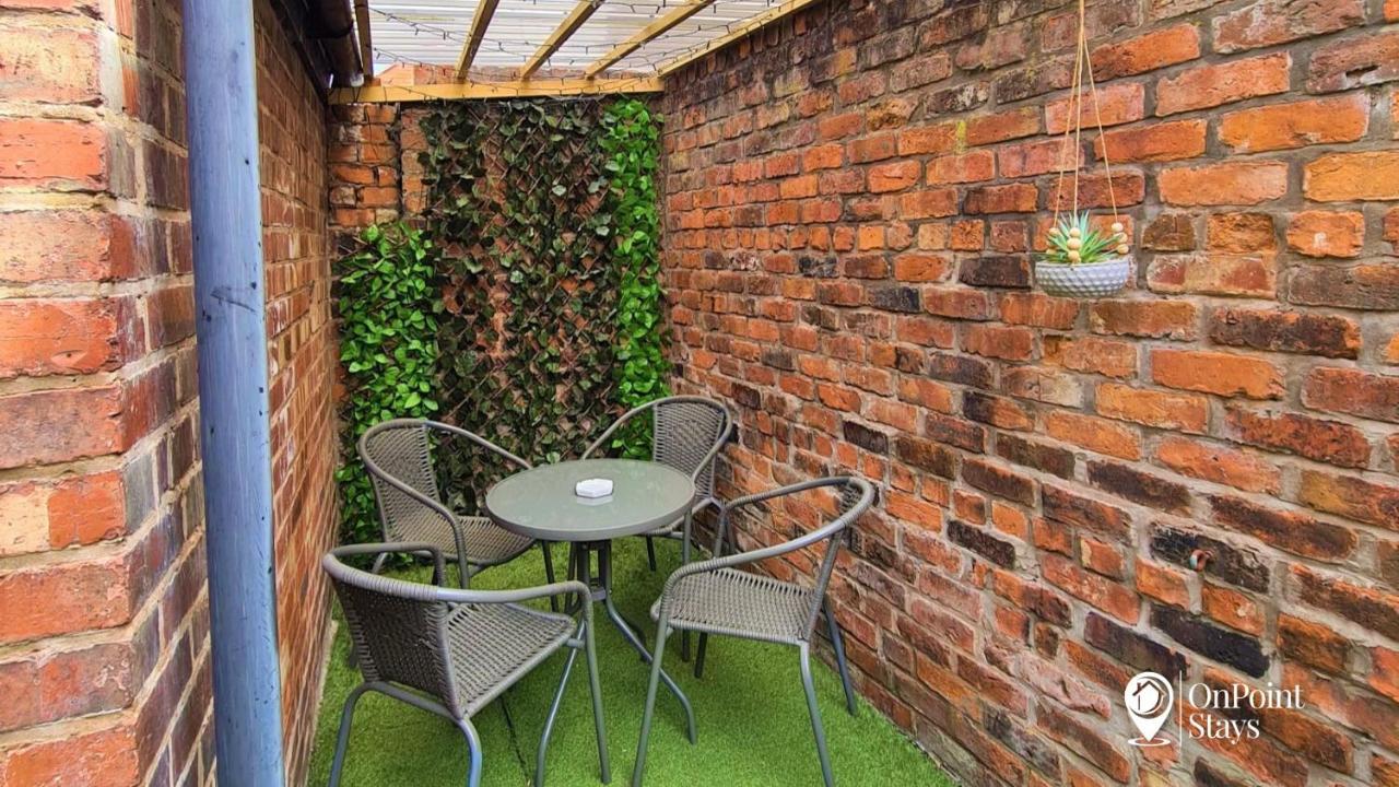 Lovely Spacious 5 Bedroom Home Near Chester City Centre المظهر الخارجي الصورة